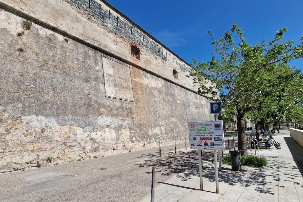 Suite Au Coeur De La Citadelle By Monarca Bastia  Kültér fotó